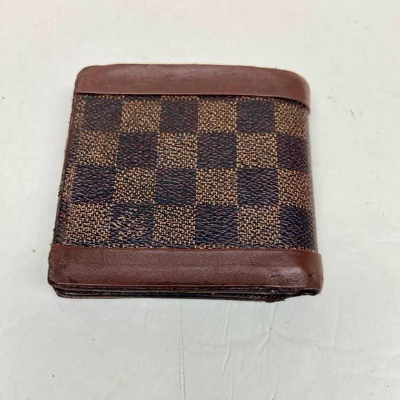 Louis Vuitton Damier Ebene Mens Credit Card Wallet (CA0044) - Picture 2 of 11